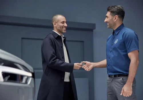 car agent and client